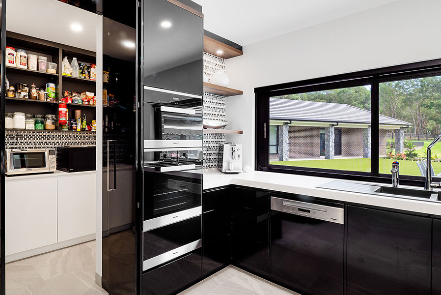 Australian Standard Individual House Aluminum Black Double Tempered Glass High Quality Sliding Window Door