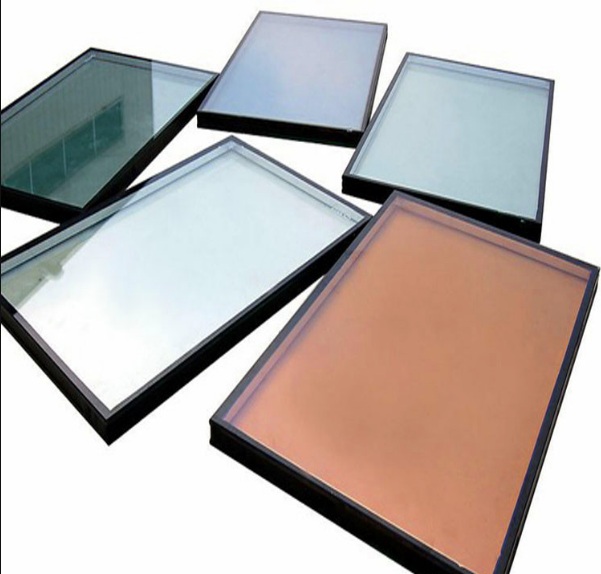 What is reflective glass and its use.